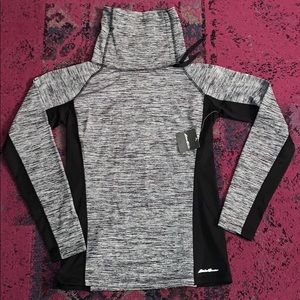 Tags on! workout pullover